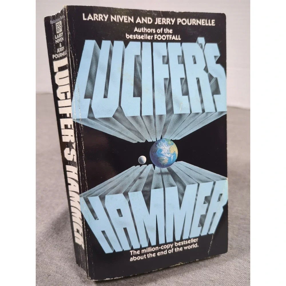 Lucifer's Hammer Larry Niven Jerry Pournelle 1977 Del Rey Mass Market Paperback‎